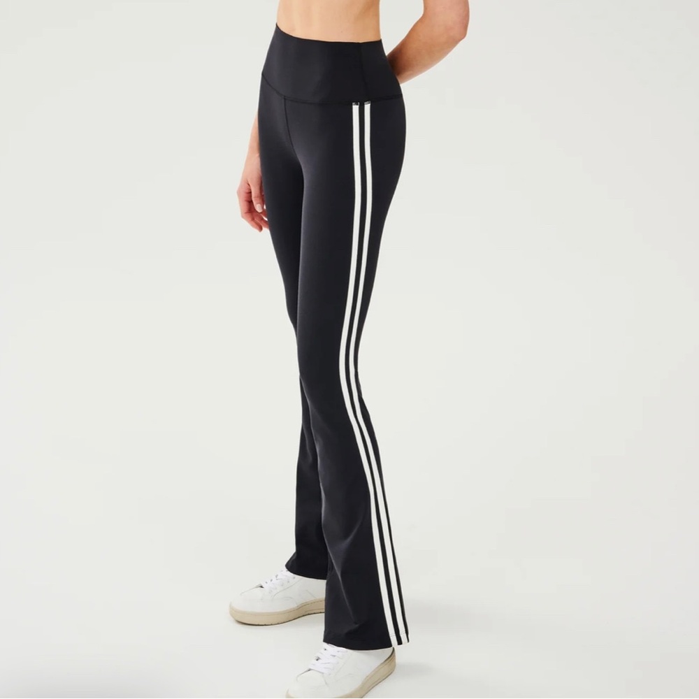 Splits 59 Flared Leggings